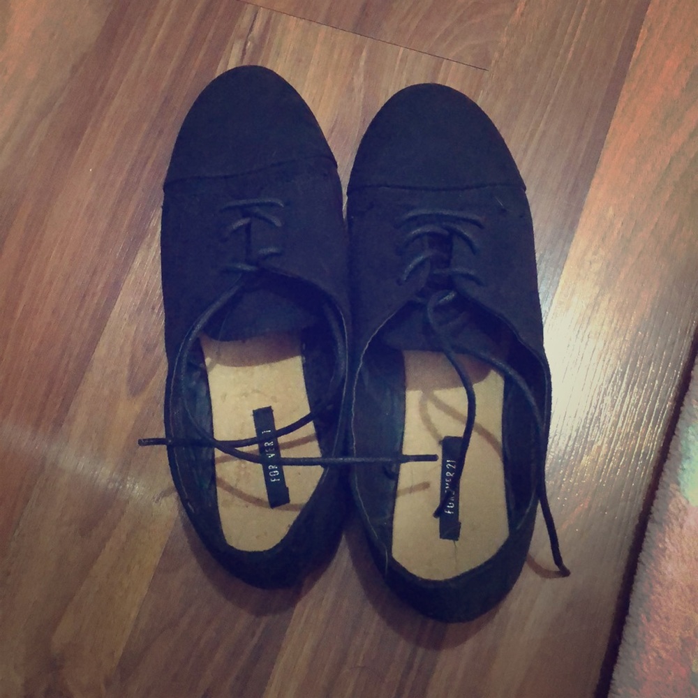 Black shoes
